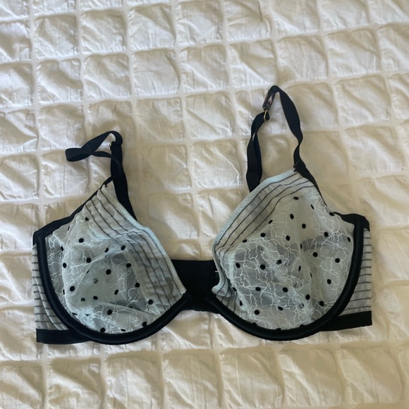 Victoria's Secret Black and Blue Polka Dot Bra NWOT - Picture 1 of 9